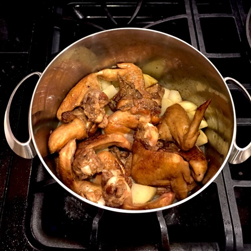 Ngây ngất với cánh gà chiên mắm đậm đà, giòn ngon