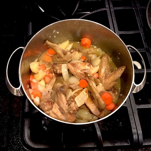 Ngây ngất với cánh gà chiên mắm đậm đà, giòn ngon