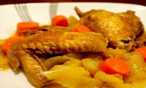 Ngây ngất với cánh gà chiên mắm đậm đà, giòn ngon