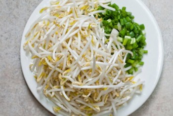 Ngày rằm ăn chay ngon với món đậu phụ xào giá đỗ