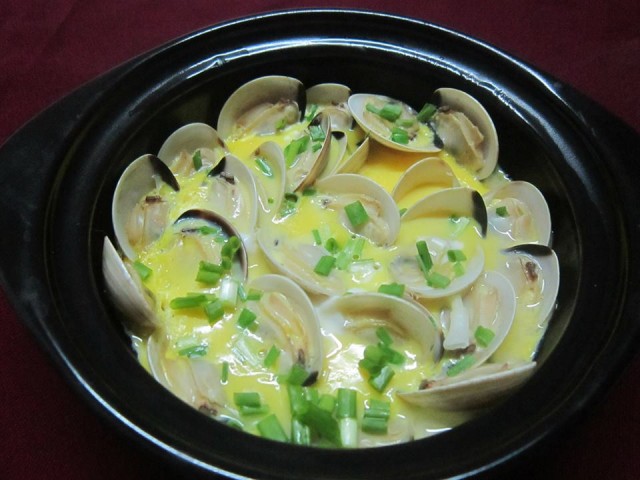 Nghêu hấp trứng gà