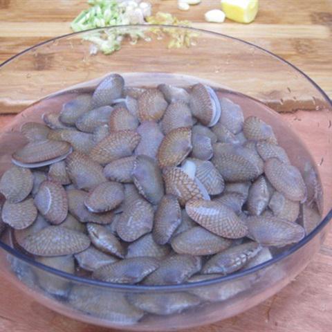 Cách làm nghêu lụa xào bơ tỏi