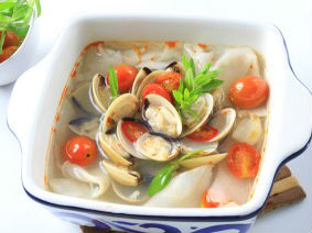 Nghêu nấu măng chua