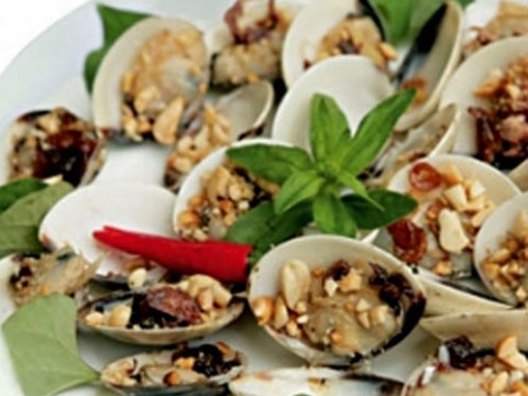 Nghêu nướng mỡ hành