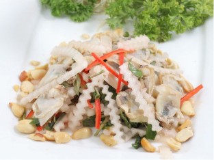 Nghêu trộn củ cải