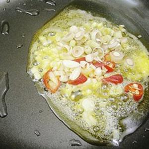 Cách làm nghêu xào bơ