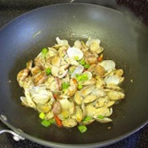 Cách làm nghêu xào gừng