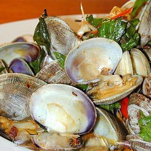 Cách làm nghêu xào húng quế