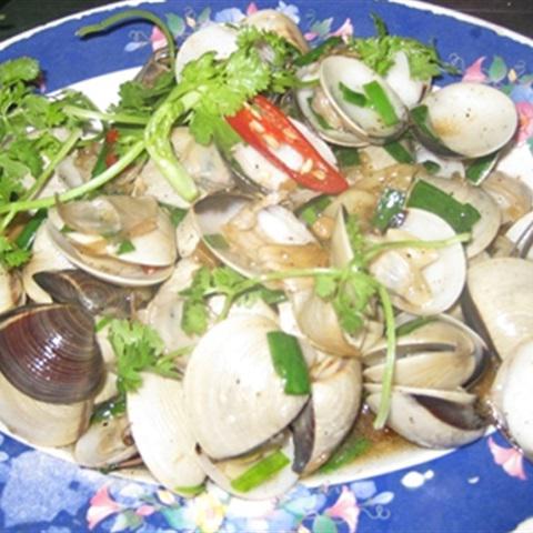 Cách làm nghêu xào tỏi