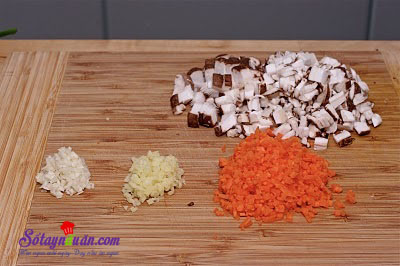 Ngộ nghĩnh cơm viên nắm tay Jumeok Bap của xứ sở kim chi