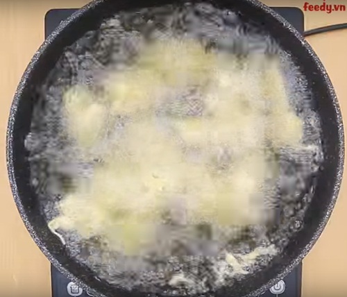 Ngon đã đời với món gà viên sốt bơ lạc nóng hồi, mềm thơm