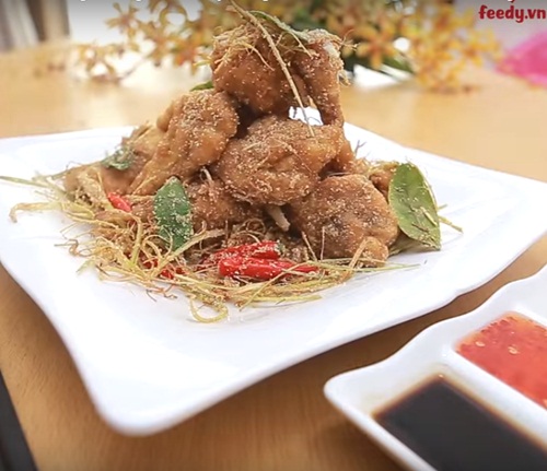 Ngon đã đời với món gà viên sốt bơ lạc nóng hồi, mềm thơm