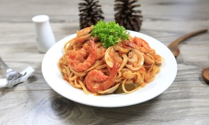 Ngon khó cưỡng với bánh chuối nướng vàng ươm, thơm lừng gian bếp