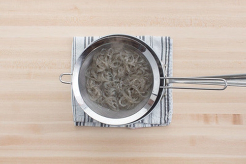 Ngon khó cưỡng với món xôi chiên vàng ươm, giòn rụm