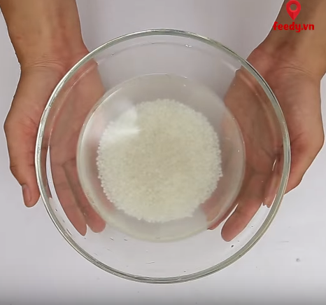 Ngon không cưỡng nổi với món gỏi cá chỉ vàng xoài xanh giòn giòn, hấp dẫn