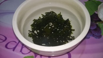 Ngon, lạ miệng với món nem rong biển