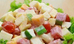 Ngon mê ly món bánh gà cay chiên giòn, nóng hổi