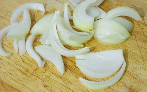 Ngon mê mẩn với món thịt ba chỉ nướng ướp sa tế