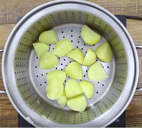 Ngon miễn bàn với món lòng nhồi sụn lạ miệng, đưa cơm