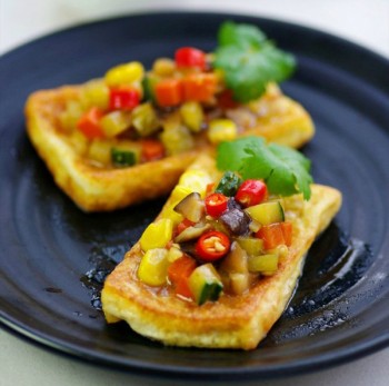 Ngon miệng, đơn giản, hấp dẫn với món đậu phụ chiên ngũ sắc