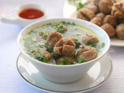 Ngon miệng với bò vò viên