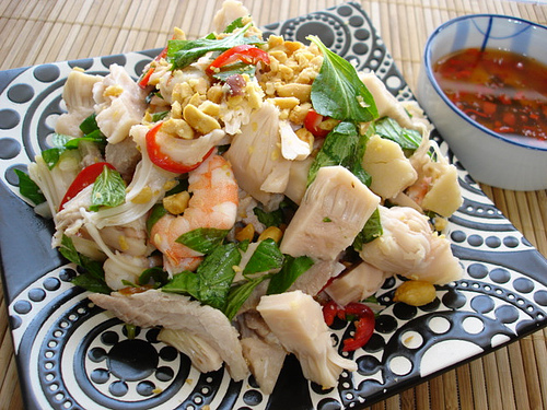 Ngon tuyệt với cách làm chuẩn món Mít trộn tôm thịt