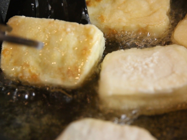 Ngọt bùi thanh mát chè khoai lang hạt sen