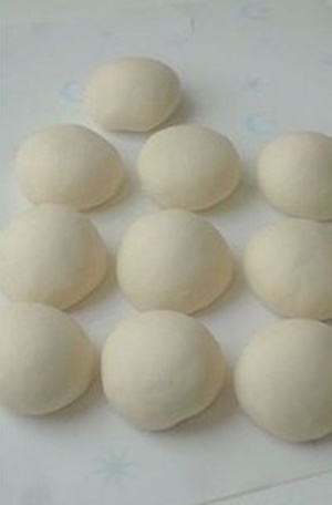 Ngọt ngào cùng kem vani bánh mỳ phủ táo caramen