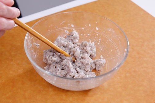 Ngọt thanh sinh tố bông cải xanh và lê