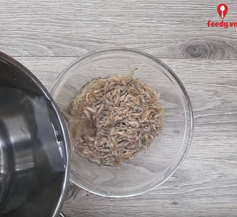 Ngọt thơm salad cà rốt, táo trộn nho khô