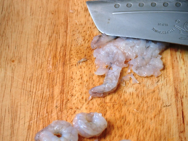 Ngọt thơm sinh tố táo bí đỏ cho cả nhà "mê mệt"