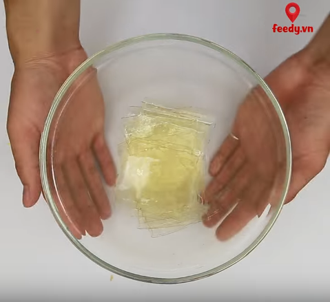 Nhà có cơm nguội đừng vứt đi, làm theo cách này đảm bảo ngon hơn cơm rang 100 lần