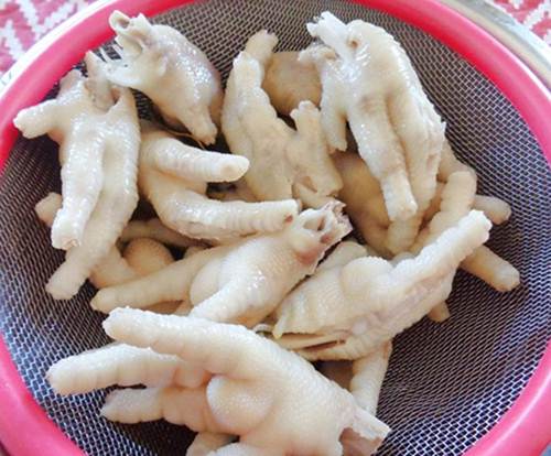 Nhà có vỏ bưởi đừng vứt đi, làm nem chua kiểu này ngon hơn chè bưởi gấp trăm lần