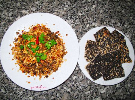 Nhái bằm xúc bánh tráng