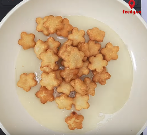 Nhâm nhi cả ngày không chán với món bắp rang bơ vị caramel