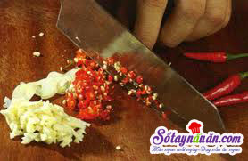 Nộm bò khô tự làm ngon không kém đi ăn hàng