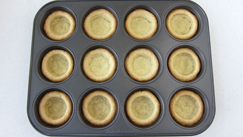 Nộm chân gà rút xương ngon đúng chuẩn món Thái