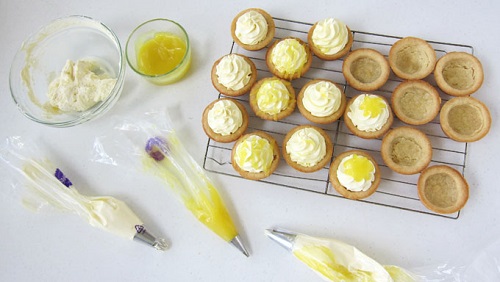 Nộm chân gà rút xương ngon đúng chuẩn món Thái