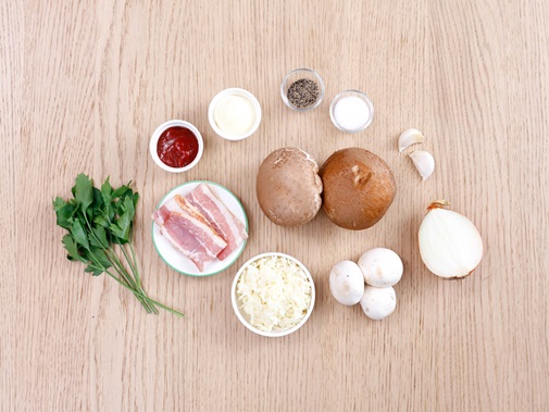 Nộm củ cải đỏ cay giòn tê tê nơi đầu lưỡi