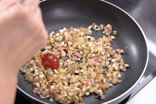 Nộm củ cải đỏ cay giòn tê tê nơi đầu lưỡi