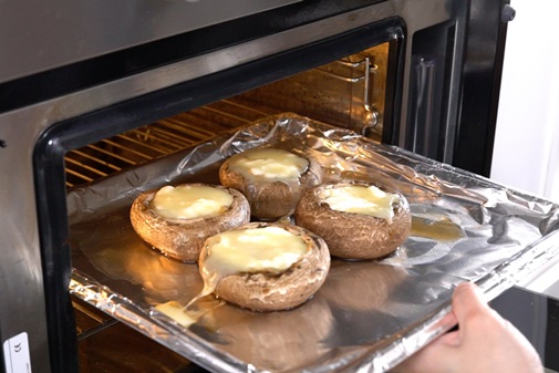 Nộm củ cải đỏ cay giòn tê tê nơi đầu lưỡi