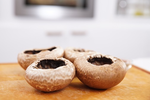 Nộm củ cải đỏ cay giòn tê tê nơi đầu lưỡi