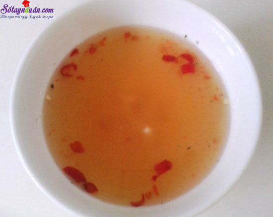 Nộm dưa chuột giá đỗ ngọt mát ngày hè