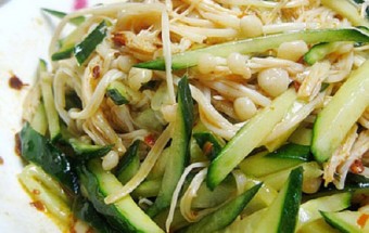 Nộm dưa chuột giá đỗ ngọt mát ngày hè