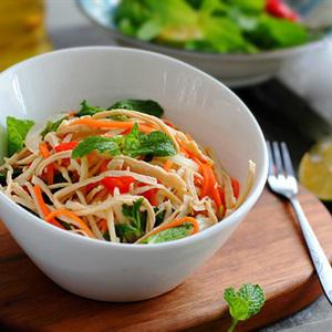 Cách làm nộm gà xé