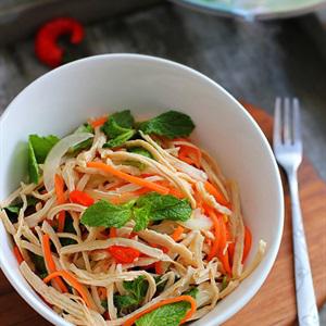 Cách làm nộm gà xé