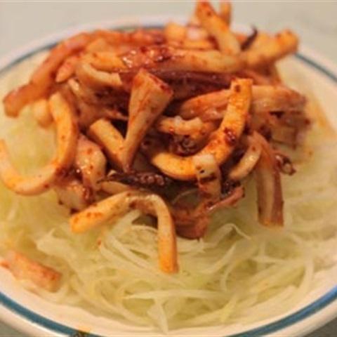 Cách làm nộm mực đu đủ chua cay