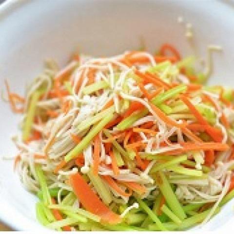 Cách làm nộm nấm kim châm