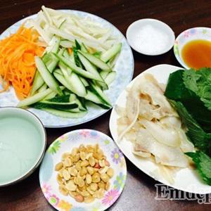 Cách làm nộm ngó sen tai heo