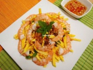 Nộm xoài chua ngọt